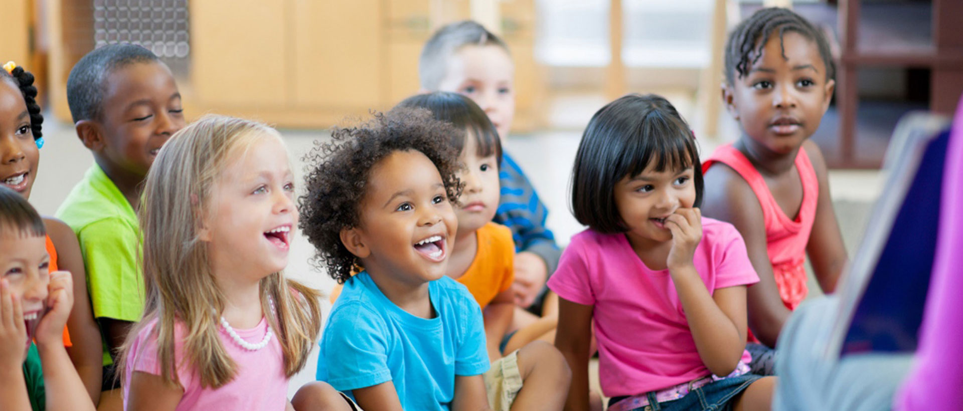 Education-Servizi professionali per il doposcuola, l'affiancamento e i centri estivi